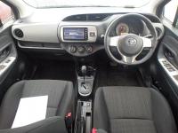 TOYOTA VITZ 2015