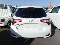 TOYOTA VITZ 2018