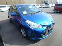 TOYOTA VITZ 2017