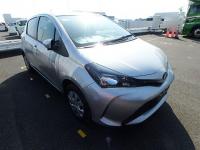 TOYOTA VITZ 2016