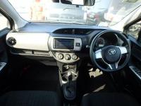 TOYOTA VITZ 2016