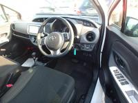 TOYOTA VITZ 2016