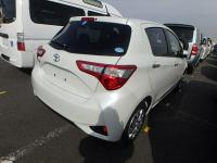 TOYOTA VITZ 2018