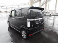 HONDA N BOX CUSTOM 2015