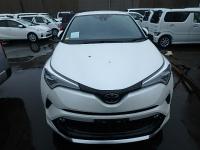 TOYOTA C-HR 2017