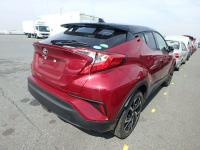 TOYOTA C-HR 2017