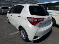 TOYOTA VITZ 2018