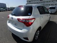 TOYOTA VITZ 2018