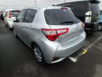 TOYOTA VITZ 2017