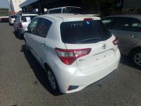 TOYOTA VITZ 2018