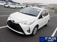 TOYOTA VITZ 2018