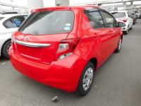 TOYOTA VITZ 2016