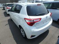 TOYOTA VITZ 2018