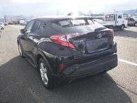 TOYOTA C-HR 2017