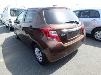 TOYOTA VITZ 2015