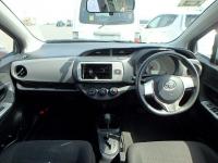 TOYOTA VITZ 2015