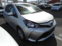 TOYOTA VITZ 2015