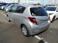 TOYOTA VITZ 2015