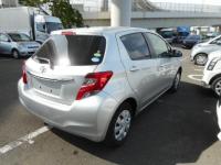 TOYOTA VITZ 2015