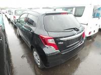 TOYOTA VITZ 2015