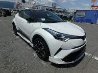 TOYOTA C-HR 2018