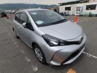 TOYOTA VITZ 2015