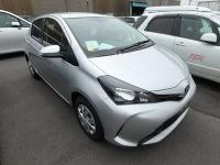 TOYOTA VITZ 2016