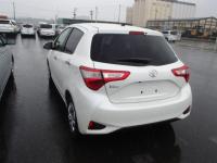 TOYOTA VITZ 2018