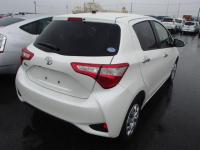 TOYOTA VITZ 2018