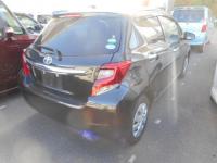 TOYOTA VITZ 2016