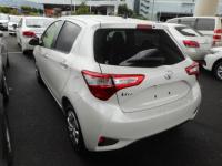 TOYOTA VITZ 2018