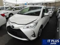 TOYOTA VITZ 2018