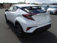 TOYOTA C-HR 2018