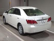 TOYOTA PREMIO 2017