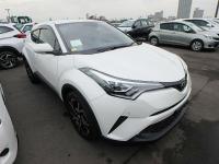TOYOTA C-HR 2017