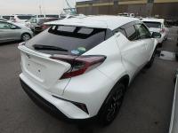 TOYOTA C-HR 2017