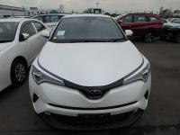 TOYOTA C-HR 2017