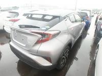 TOYOTA C-HR 2017