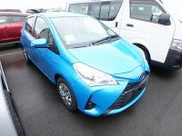 TOYOTA VITZ 2017