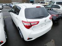 TOYOTA VITZ 2018