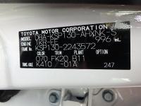 TOYOTA VITZ 2018