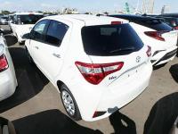 TOYOTA VITZ 2018