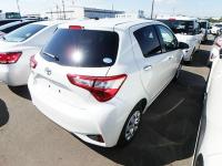 TOYOTA VITZ 2018
