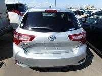 TOYOTA VITZ 2017