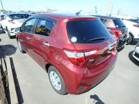 TOYOTA VITZ 2017
