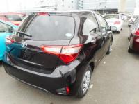 TOYOTA VITZ 2018