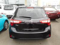 TOYOTA VITZ 2018