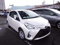 TOYOTA VITZ 2018