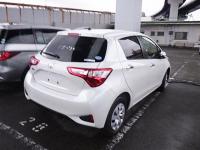 TOYOTA VITZ 2018