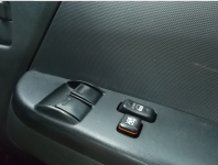 TOYOTA HIACE VAN 2011